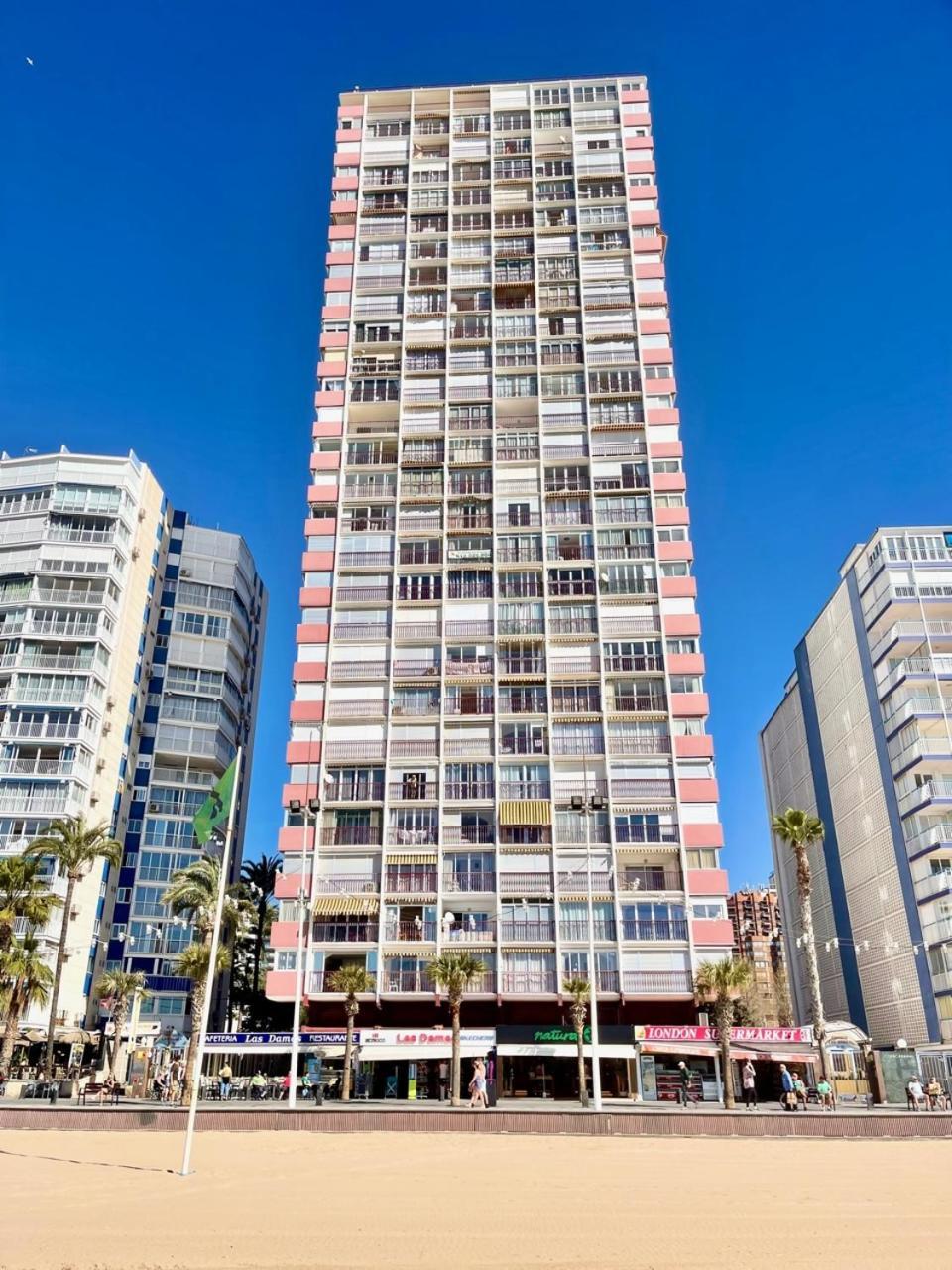 Las Damas - Aloturin Benidorm Luaran gambar