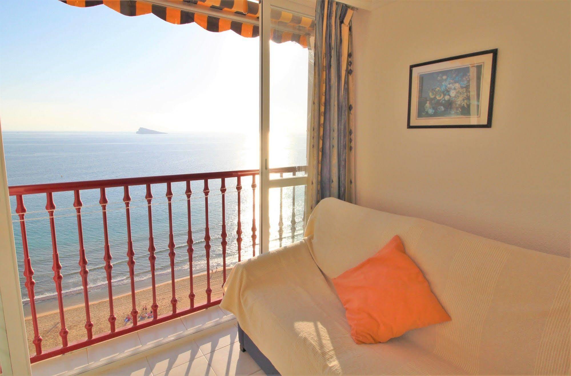 Las Damas - Aloturin Benidorm Luaran gambar